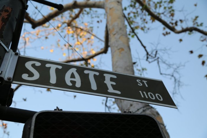 4_0284_State-Street-Santa-Barbara-5