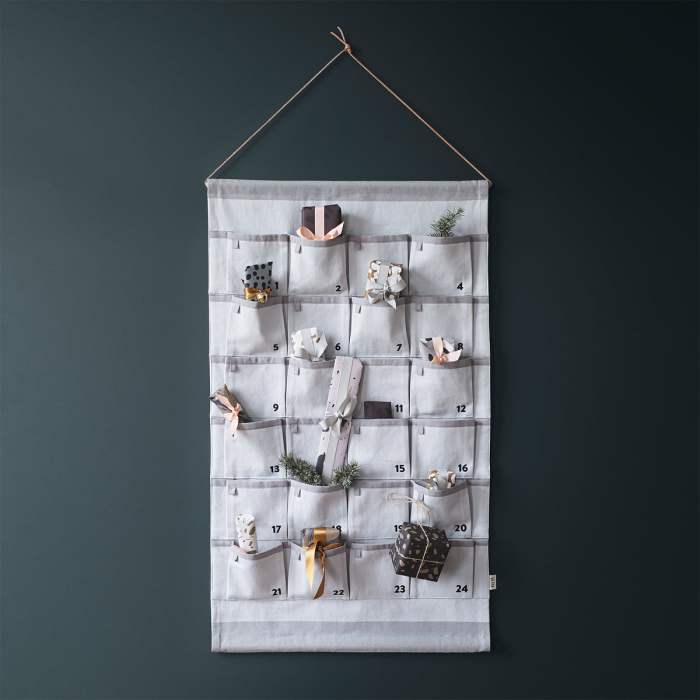 ferm-Living-Adventskalender-grau-Situation