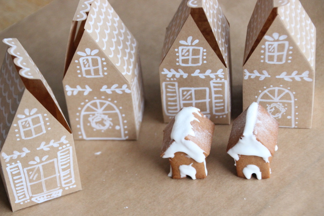 Mini-Lebkuchenhaus mit süßer&nbsp;Geschenkbox