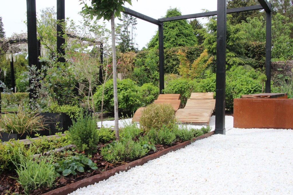 Gartenprojekt Cortenstahl der ums manufaktur