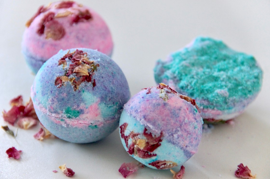 Winterzeit ist Badezeit –&nbsp;Badekugel-DIY